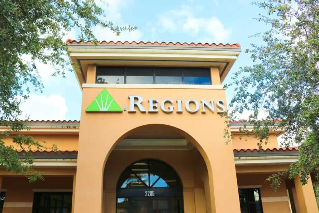 bancos regions en miami