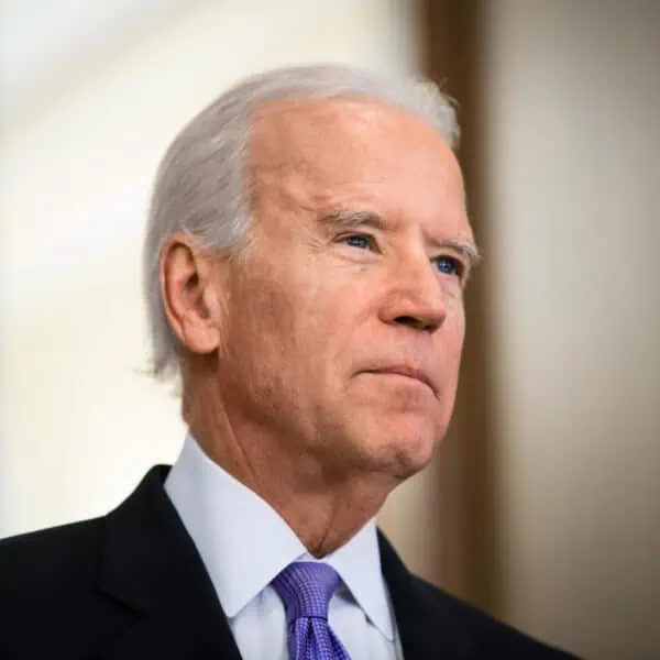 biden anuncia acuerdos de seguridad con compañias de inteligencia artificial