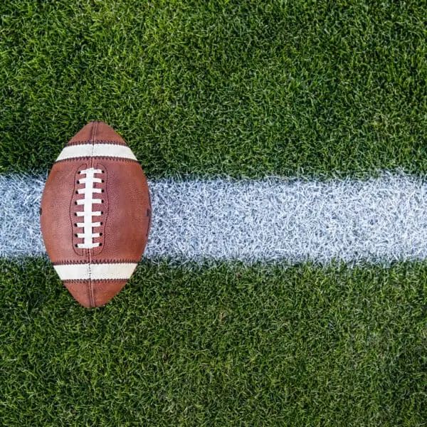 universidad de estados unidos detiene su programa de futbol