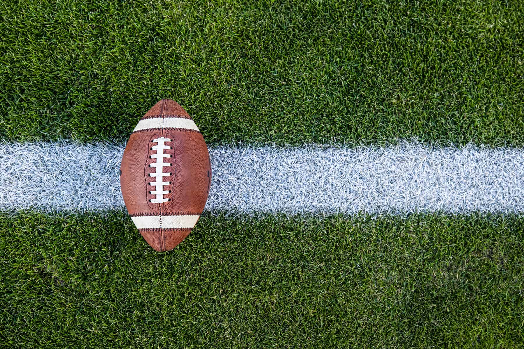 universidad de estados unidos detiene su programa de futbol