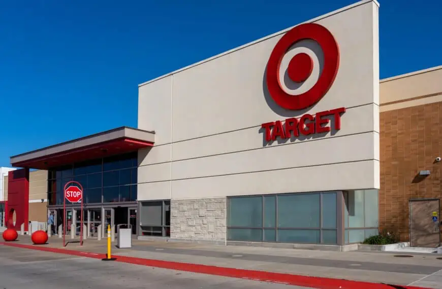 target retira mas de dos millones de velas